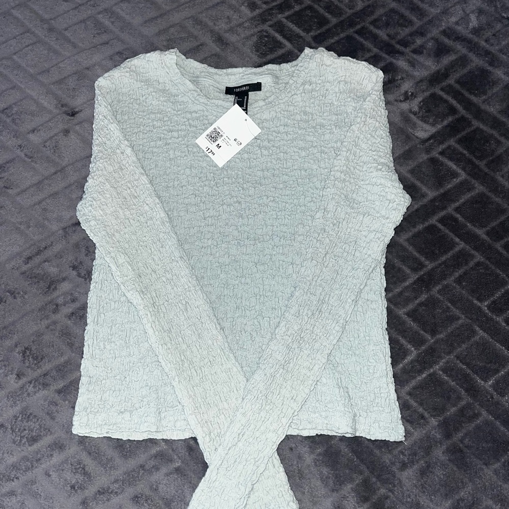 Long sleeve stretch Size medium aqua Marina , forever 21